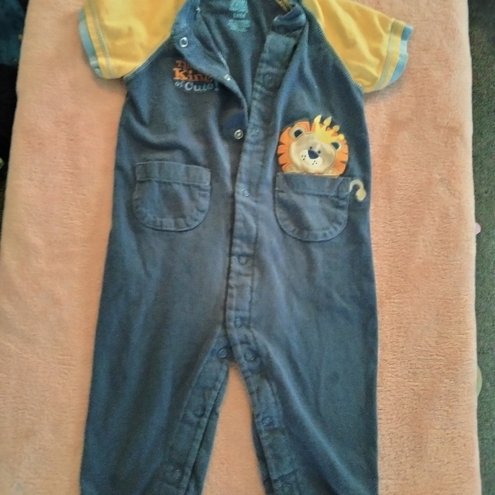 One piece short sleeve